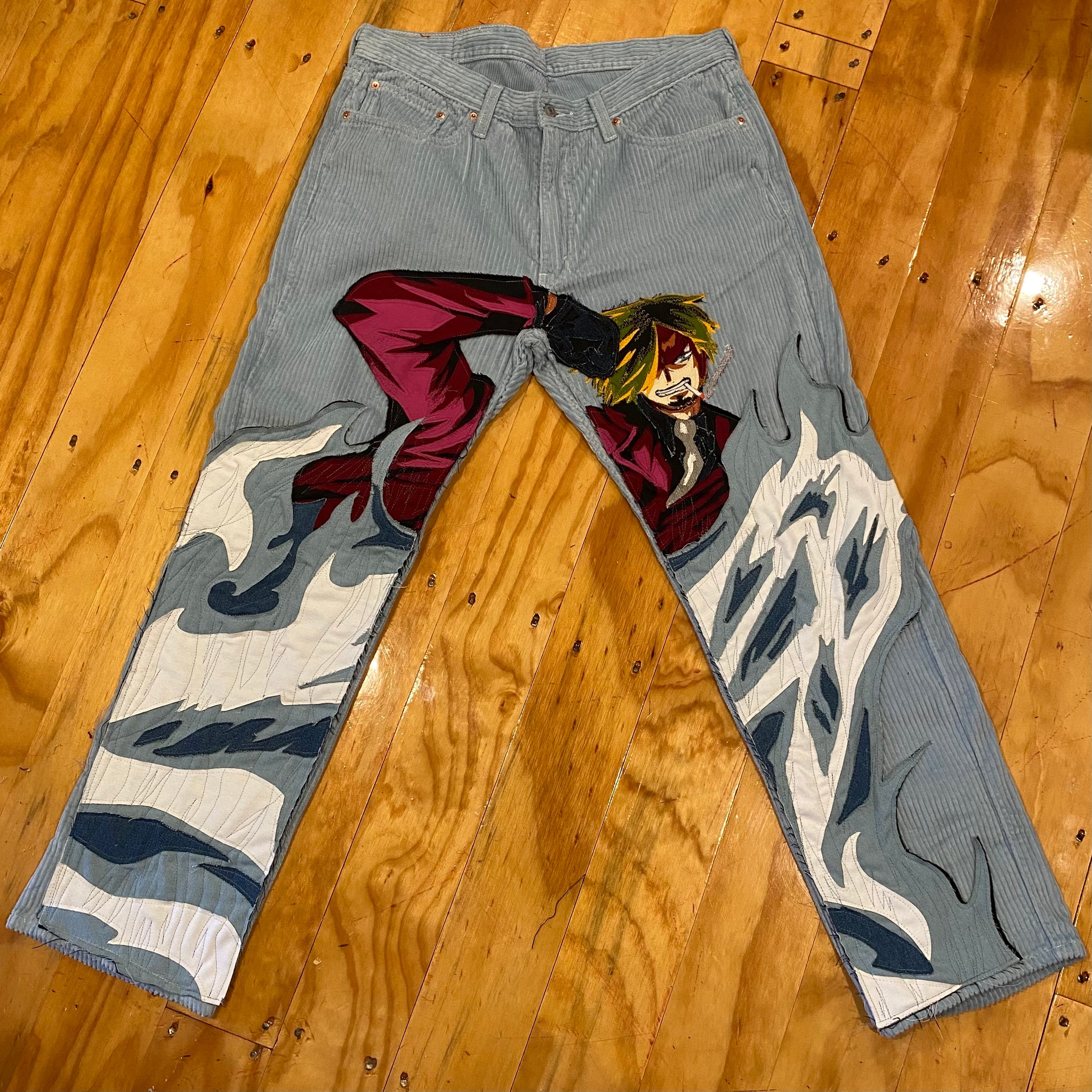 Diable Jambe Corduroy Pants